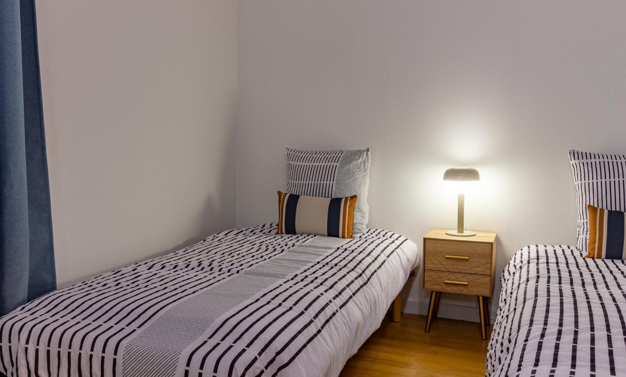 Le 13 Elegant Troyes Apartment ภายนอก รูปภาพ