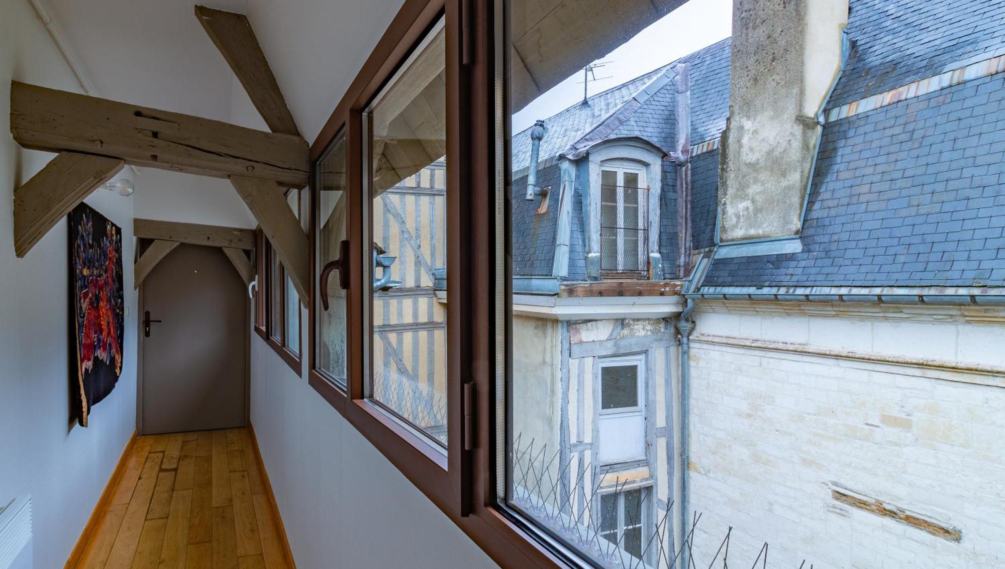 Le 13 Elegant Troyes Apartment ภายนอก รูปภาพ
